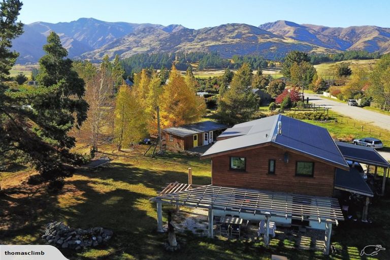 Photo of property in 11 Patrick's Way, Hawea Flat, Wanaka, 9382