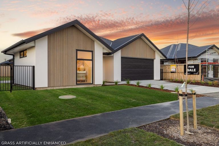 Photo of property in 10 Matamoe Drive, Halswell, Christchurch, 8025