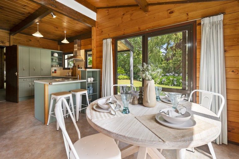 Photo of property in 373 Colyton Road, Colyton, Feilding, 4775