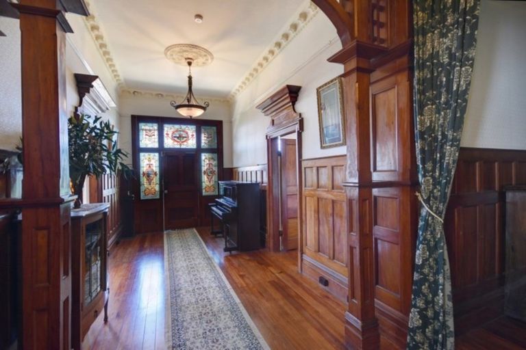 Photo of property in Claremont House, 24 Melrose Street, Roslyn, Dunedin, 9010