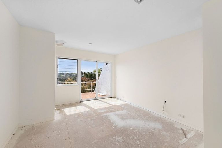 Photo of property in 9 Paritai Drive, Orakei, Auckland, 1071