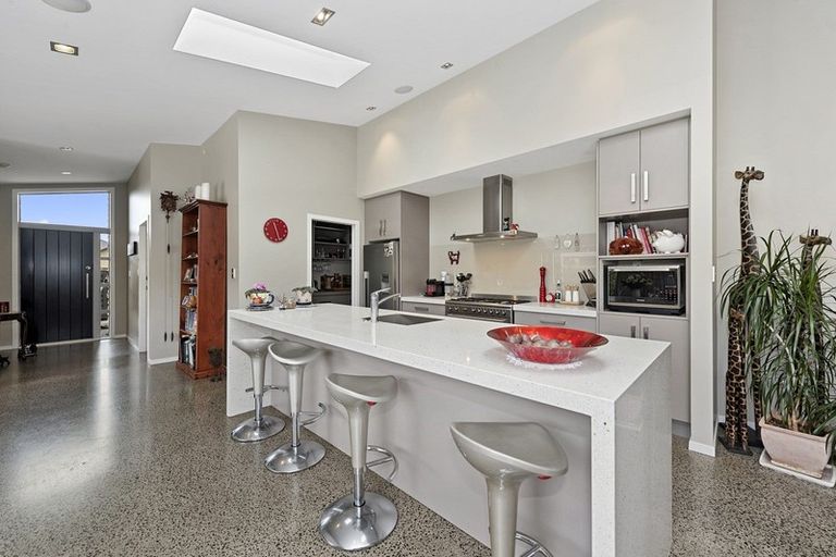 Photo of property in 56 Palliser Drive, Huntington, Hamilton, 3210