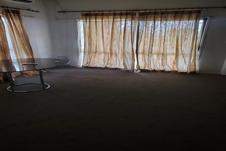 Photo of property in 7 Hollyford Drive, Clover Park, Auckland, 2105