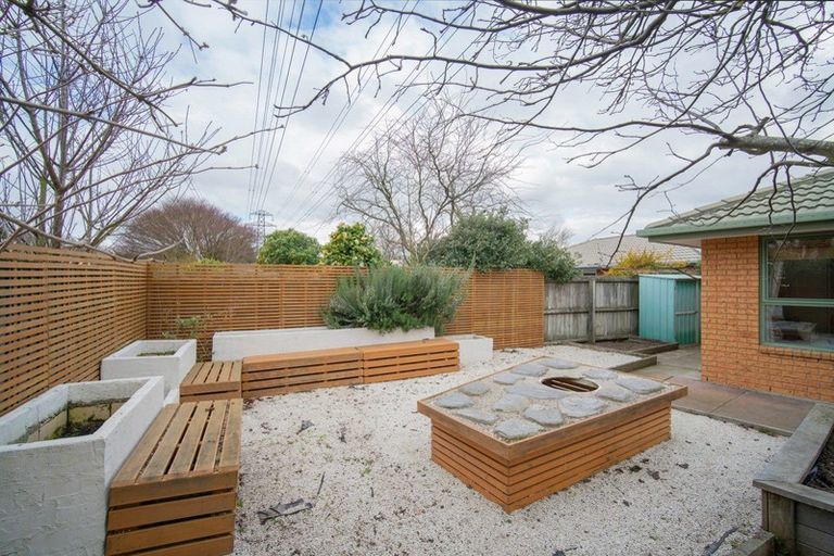 Photo of property in 12 Murfitt Place, Sockburn, Christchurch, 8042