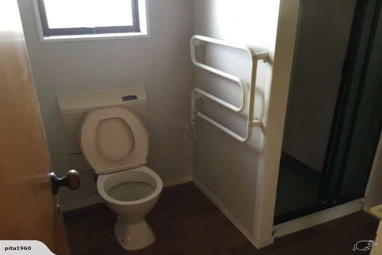 Photo of property in 70 Eugenia Rise, Totara Heights, Auckland, 2105