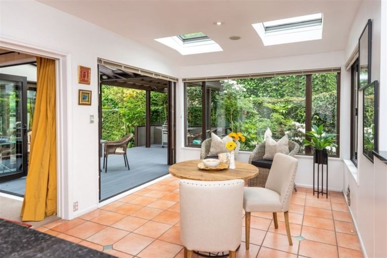 Photo of property in 22 Helmores Lane, Merivale, Christchurch, 8014