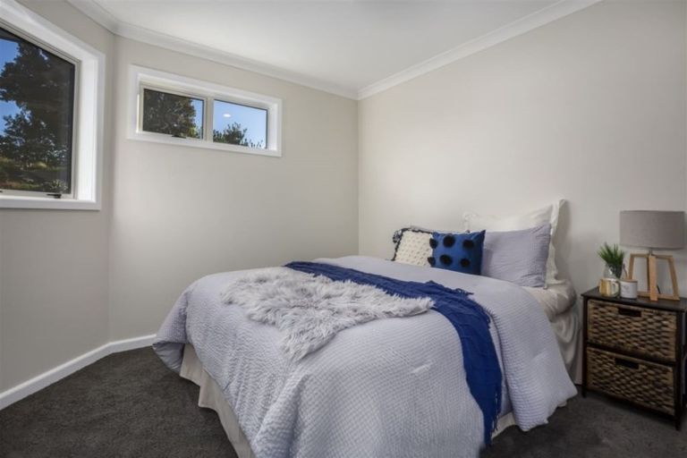 Photo of property in 68a Kahu Road, Paremata, Porirua, 5024