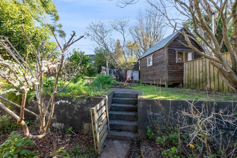 Photo of property in 5a Marina Grove, Frankleigh Park, New Plymouth, 4310