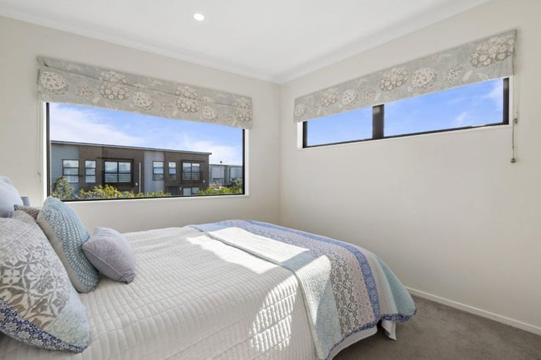 Photo of property in 15 Oioi Road, Hobsonville, Auckland, 0616