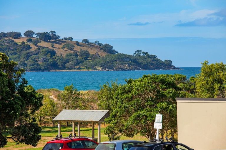 Photo of property in 5 Matariki Street, Omaha, 0986