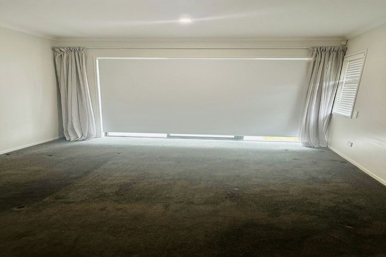 Photo of property in 18 Castellina Drive, Karaka, Papakura, 2113