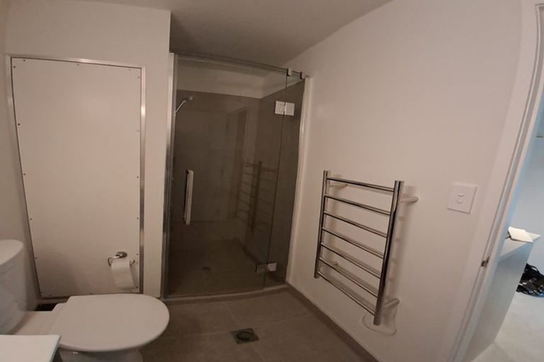 Photo of property in 2e/30 Westward Ho, Glen Eden, Auckland, 0602