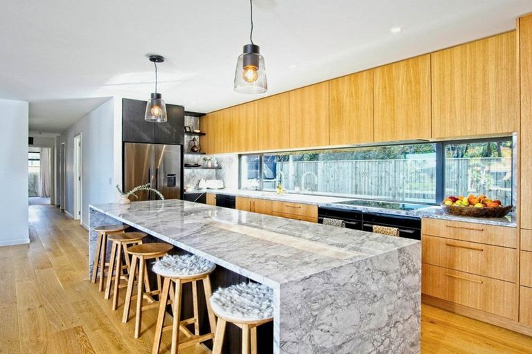 Photo of property in 17 Sandy Cove, Wainui, Gisborne, 4010