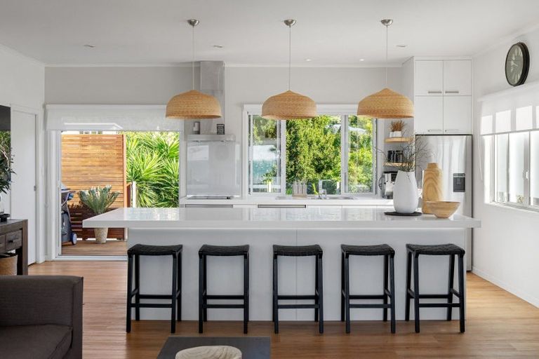 Photo of property in 23 Moana Road, Okitu, Gisborne, 4010