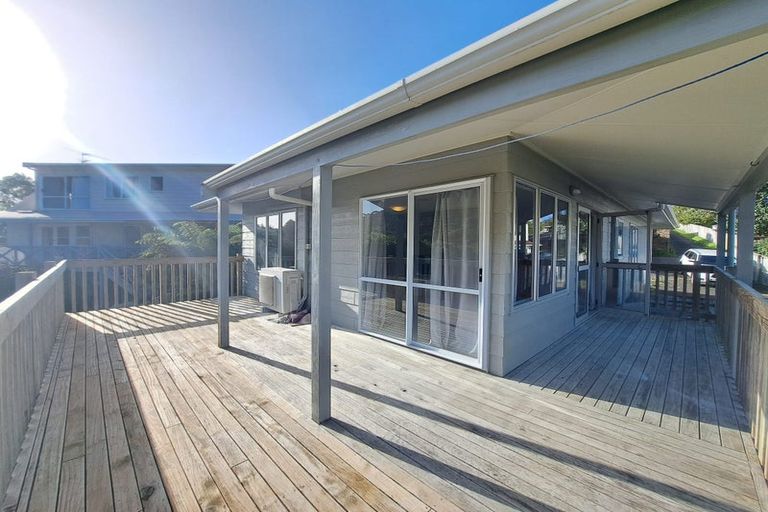 Photo of property in 146 Lynn Road, Bayview, Auckland, 0629