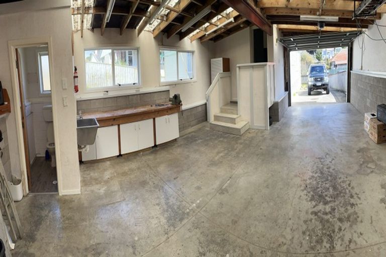 Photo of property in 7 Thompson Grove, Ranui, Porirua, 5024