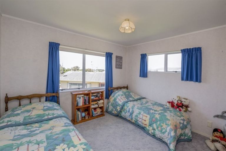 Photo of property in 5 Scott Avenue, Otaki Beach, Otaki, 5512