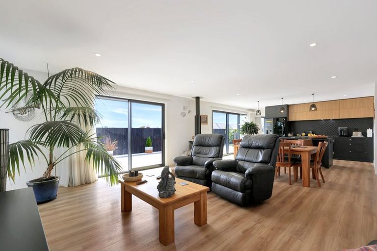 Photo of property in 75 Tarbottons Road, Tinwald, Ashburton, 7700