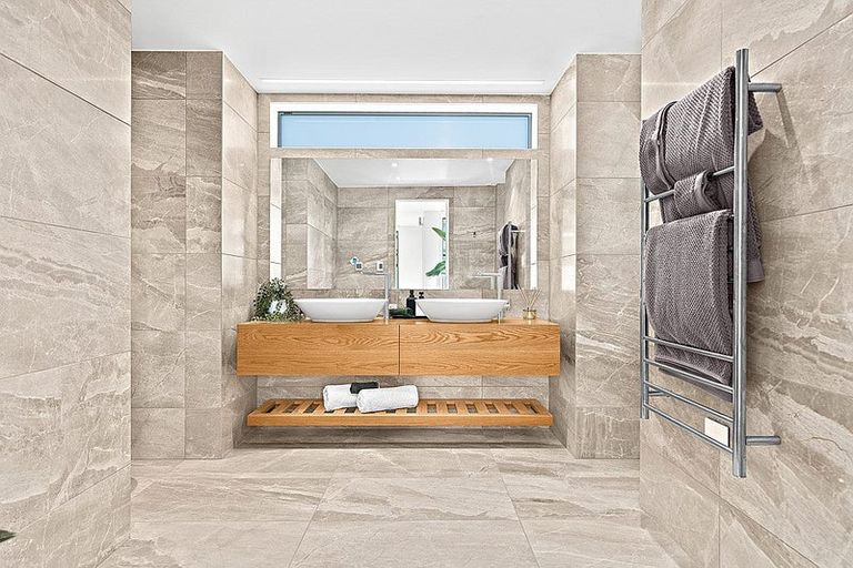 Photo of property in 38 Rita Way, Omaha, 0986