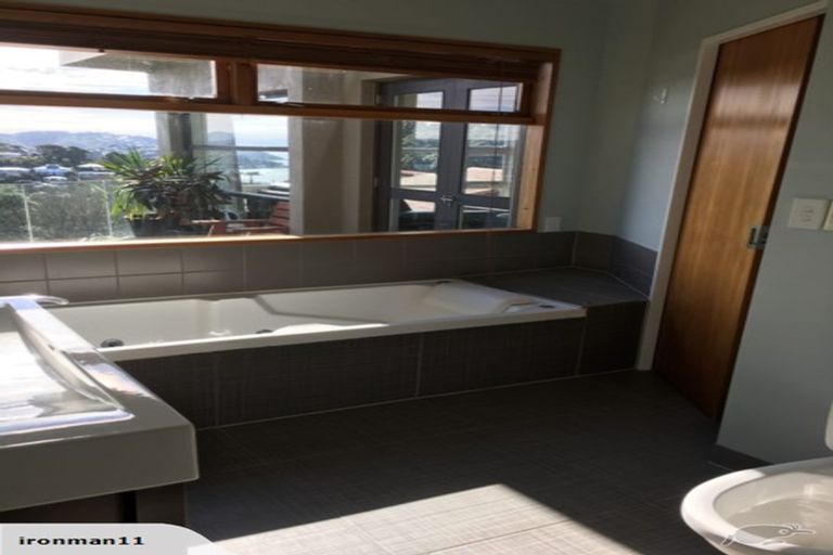 Photo of property in 101a Tannadyce Street, Strathmore Park, Wellington, 6022