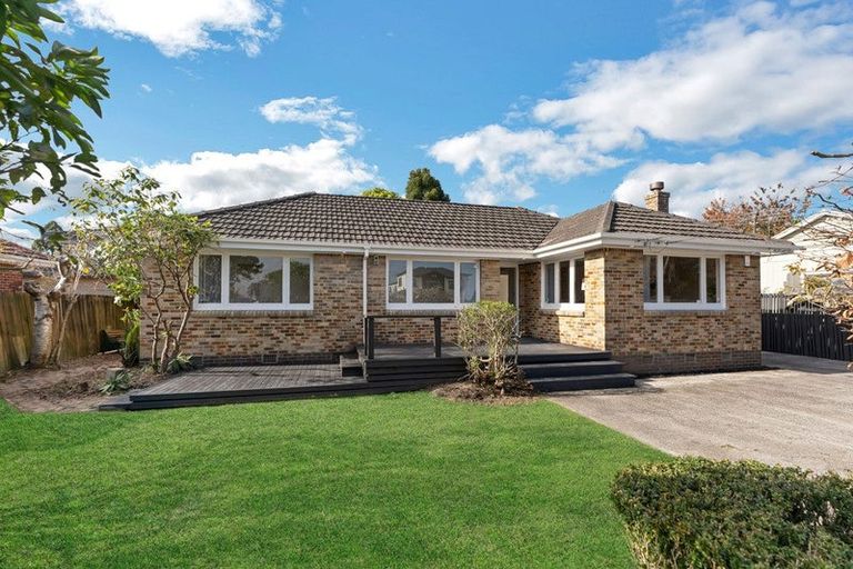 Photo of property in 9 Bunnythorpe Road, Papakura, 2110