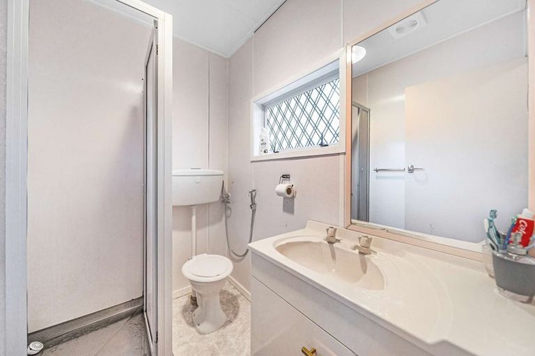 Photo of property in 15 Burnby Place, Te Anau, 9679