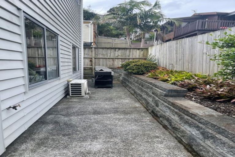 Photo of property in 38a Archers Road, Glenfield, Auckland, 0629