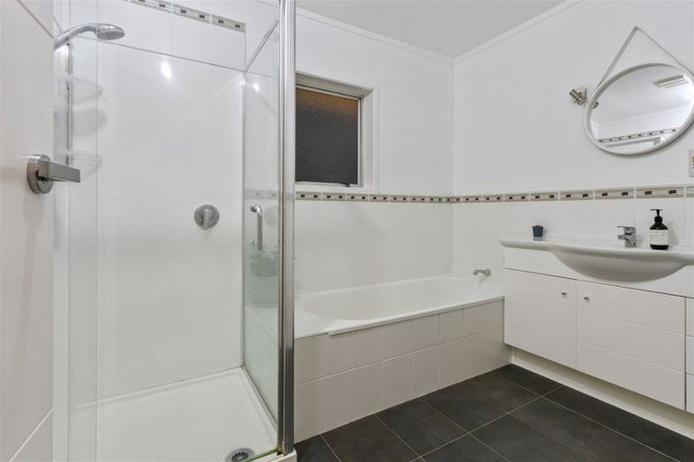 Photo of property in 2/101 Kowhai Road, Mairangi Bay, Auckland, 0630