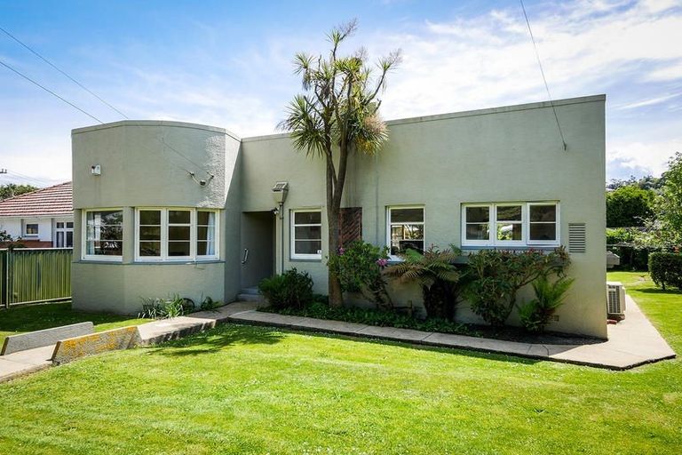 Photo of property in 3 Sunbury Street, Andersons Bay, Dunedin, 9013