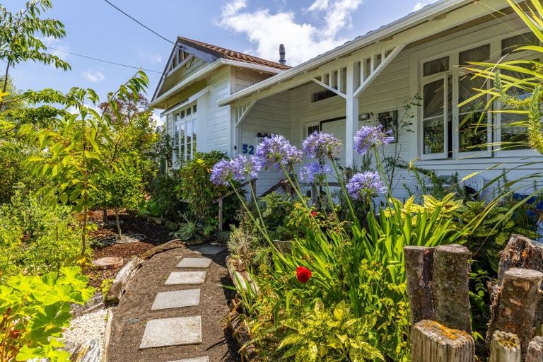 Photo of property in 32 Cuba Street, Marton, 4710