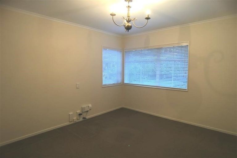 Photo of property in 9 Crestview Place, Browns Bay, Auckland, 0630