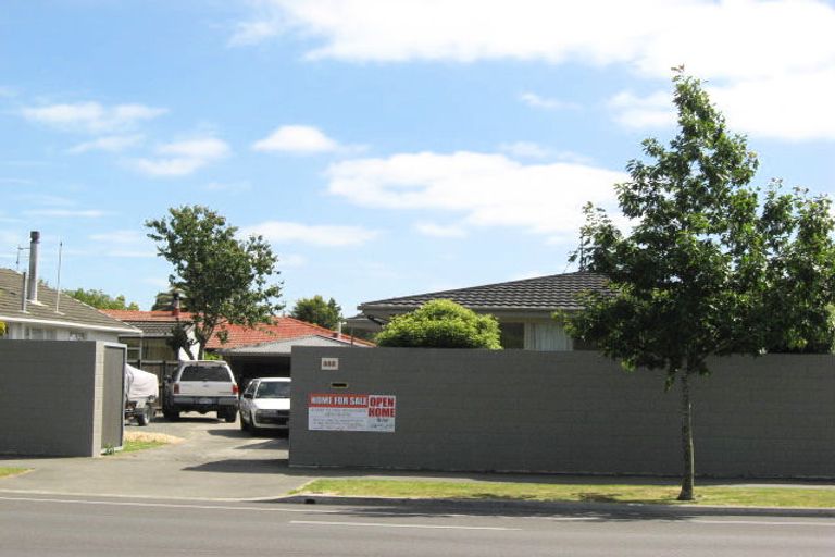 Photo of property in 322 Yaldhurst Road, Avonhead, Christchurch, 8042