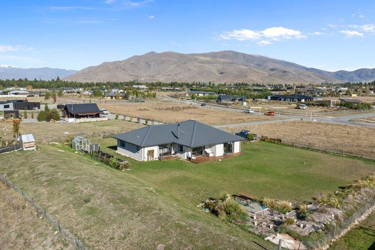 Photo of property in 13a Temple Drive, Twizel, 7901
