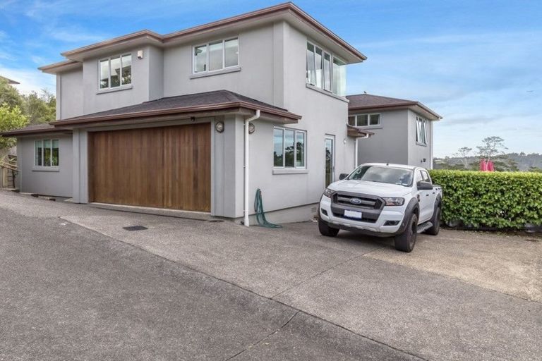 Photo of property in 168 Kittiwake Drive, Schnapper Rock, Auckland, 0632