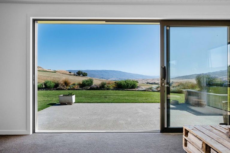 Photo of property in 236 Hawksburn Road, Nevis, Cromwell, 9384