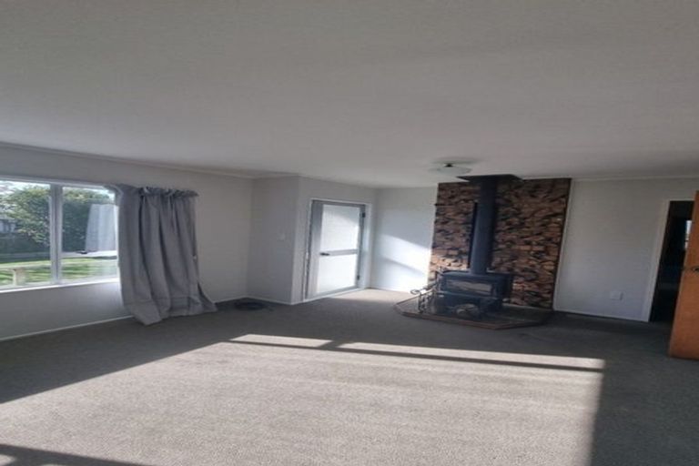 Photo of property in 23 Rewarewa Street, Owhata, Rotorua, 3010