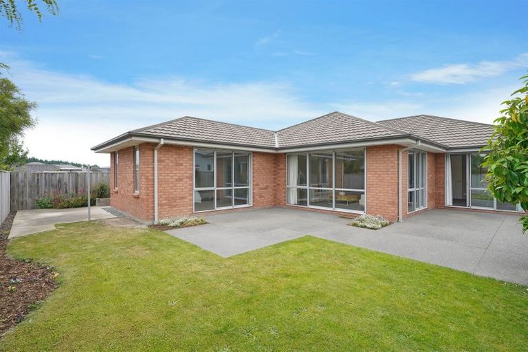 Photo of property in 16 Tommy Street, Pegasus, 7612