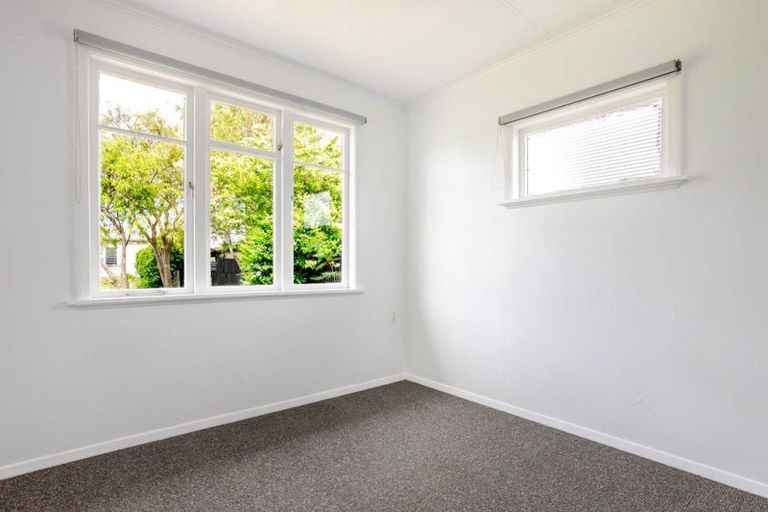 Photo of property in 43 Swinburn Street, Dannevirke, 4930