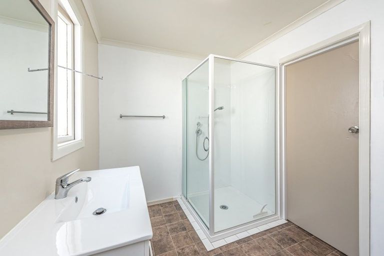 Photo of property in 5 Weka Street, Aramoho, Whanganui, 4500