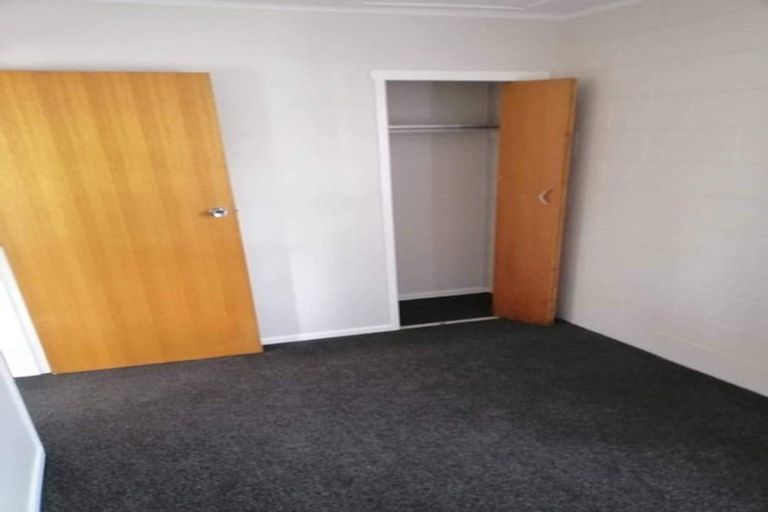 Photo of property in 5 Rennell Street, Frankleigh Park, New Plymouth, 4310