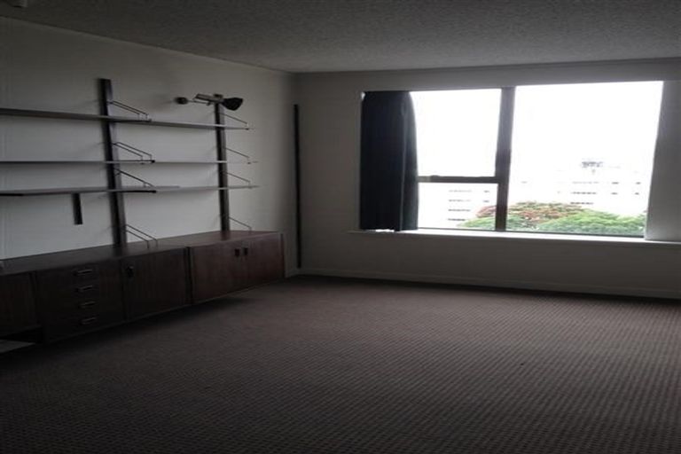Photo of property in Hobson Court Flats, 77/70 Hobson Street, Thorndon, Wellington, 6011