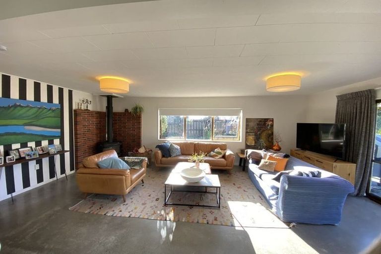 Photo of property in 1 Kopanga Road, Havelock North, 4130