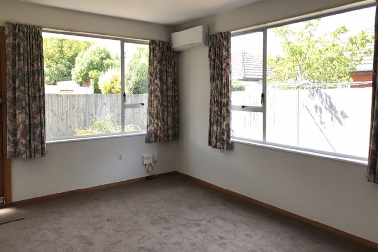 Photo of property in 26b Peer Street, Upper Riccarton, Christchurch, 8041
