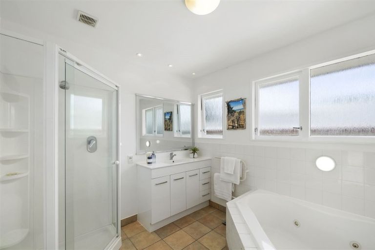 Photo of property in 1 Forth Place, Papakowhai, Porirua, 5024