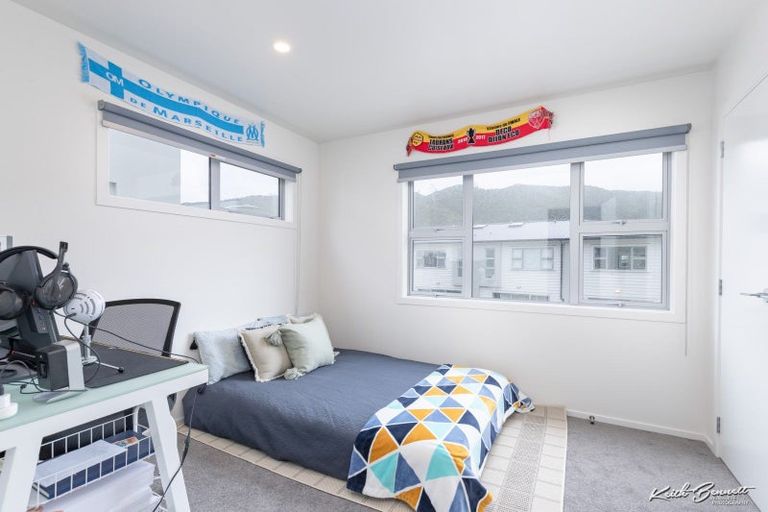 Photo of property in 25 Mcgrath Way, Taita, Lower Hutt, 5011