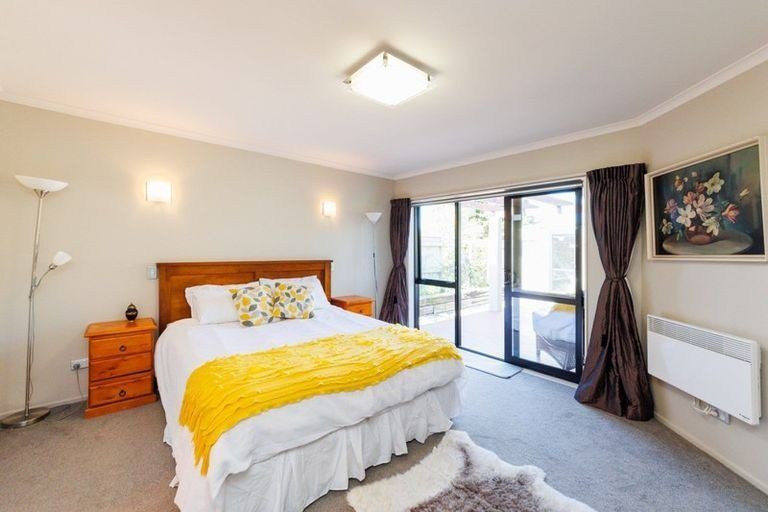 Photo of property in 152 Park Road, West End, Palmerston North, 4410