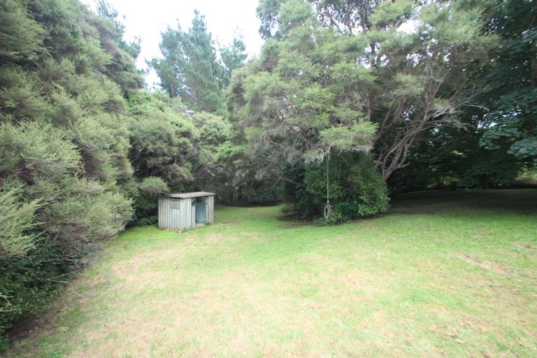 Photo of property in 83 Cosy Dell Road, Herbert, 9495