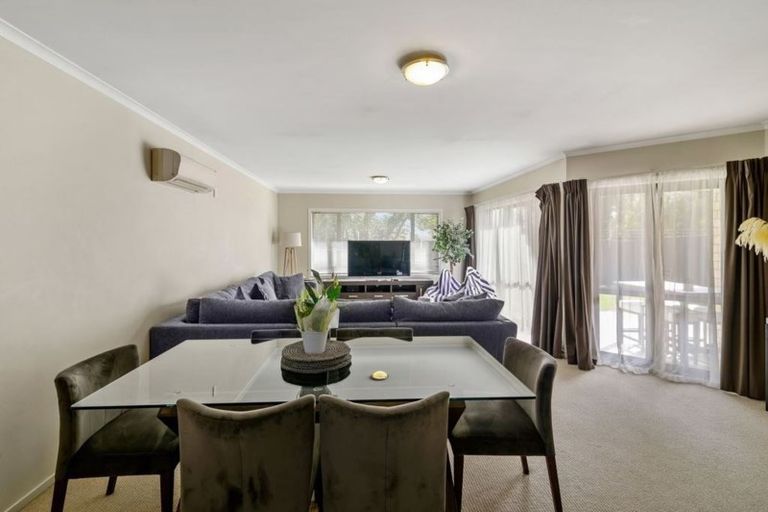 Photo of property in 56/64 Kawaha Point Road, Kawaha Point, Rotorua, 3010