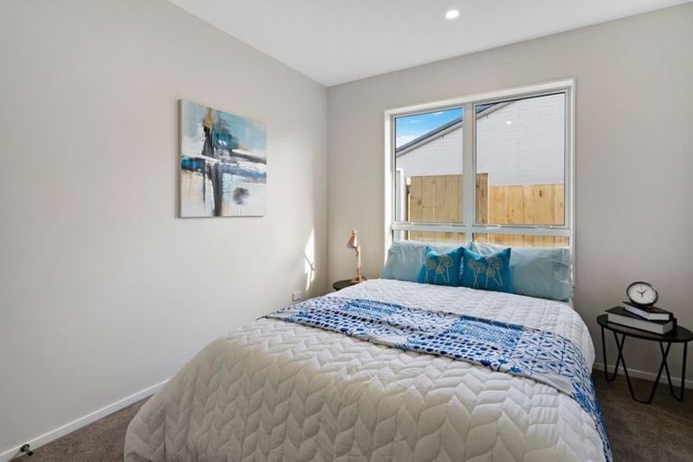 Photo of property in 10 Wairepo Street, Takanini, 2112