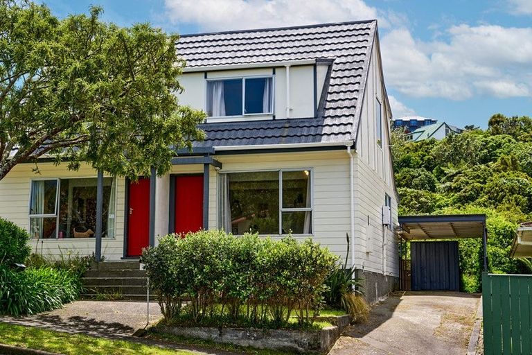 Photo of property in 26b Viewmont Drive, Harbour View, Lower Hutt, 5010